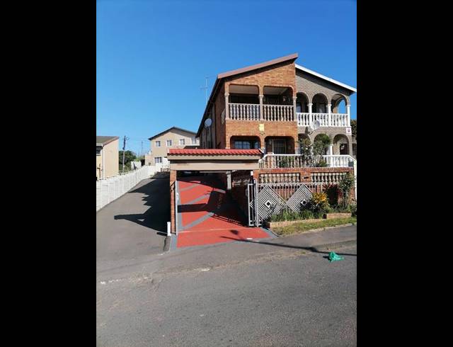 3 BEDROOM HOUSE FOR SALE IN WOODHURST